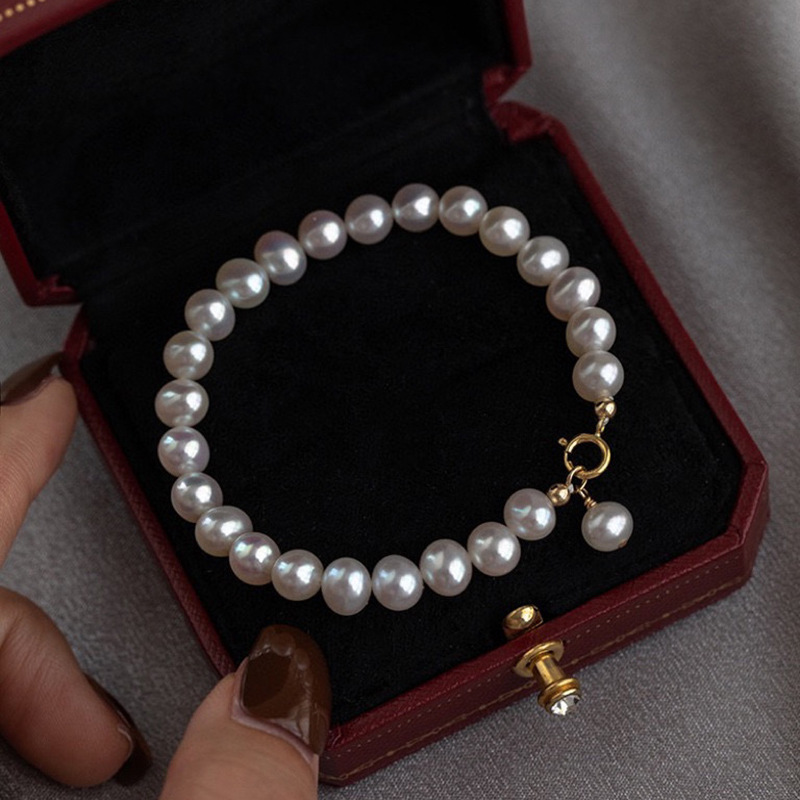 The Heirloom Pearl Beaded Bracelet main image 0